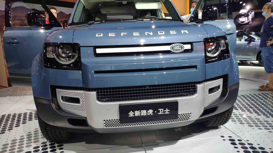 2020年成都车展:全新路虎卫士实车